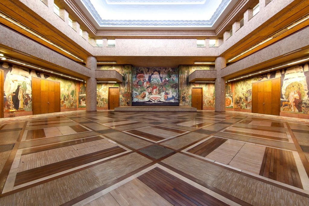 Palais de la Porte Dorée